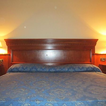 Larissa Inn เบลดิบี ภายนอก รูปภาพ