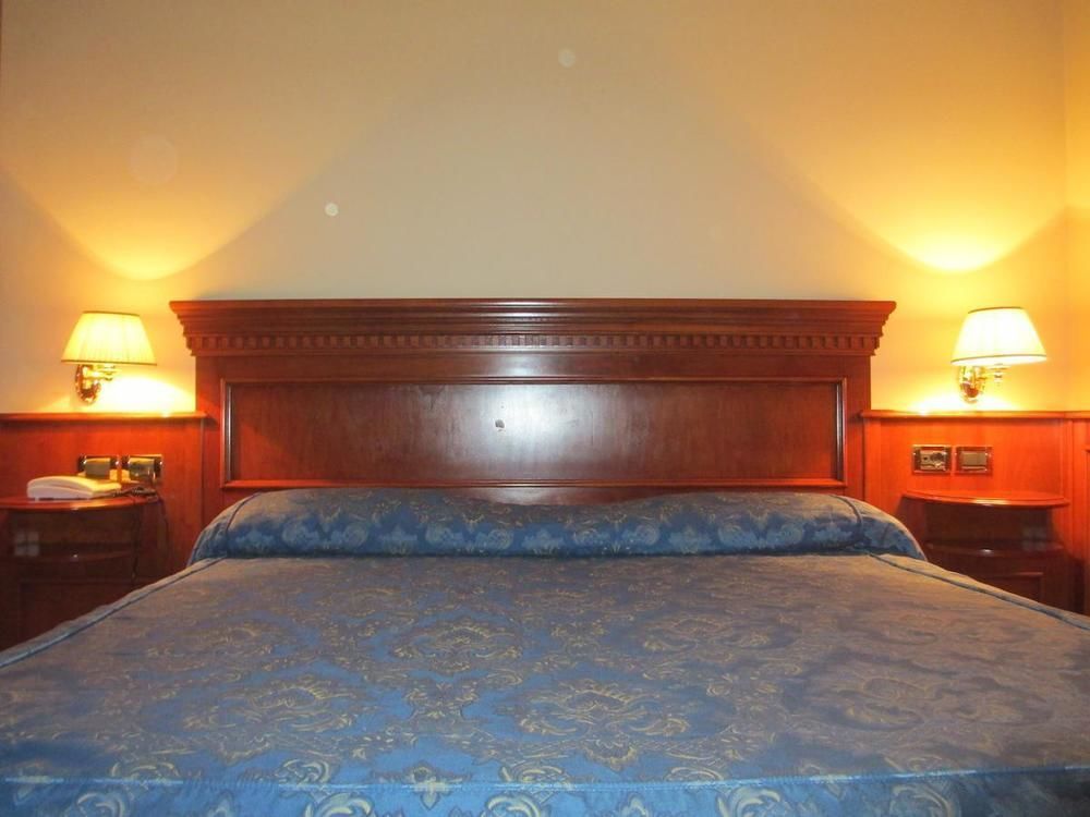 Larissa Inn เบลดิบี ภายนอก รูปภาพ